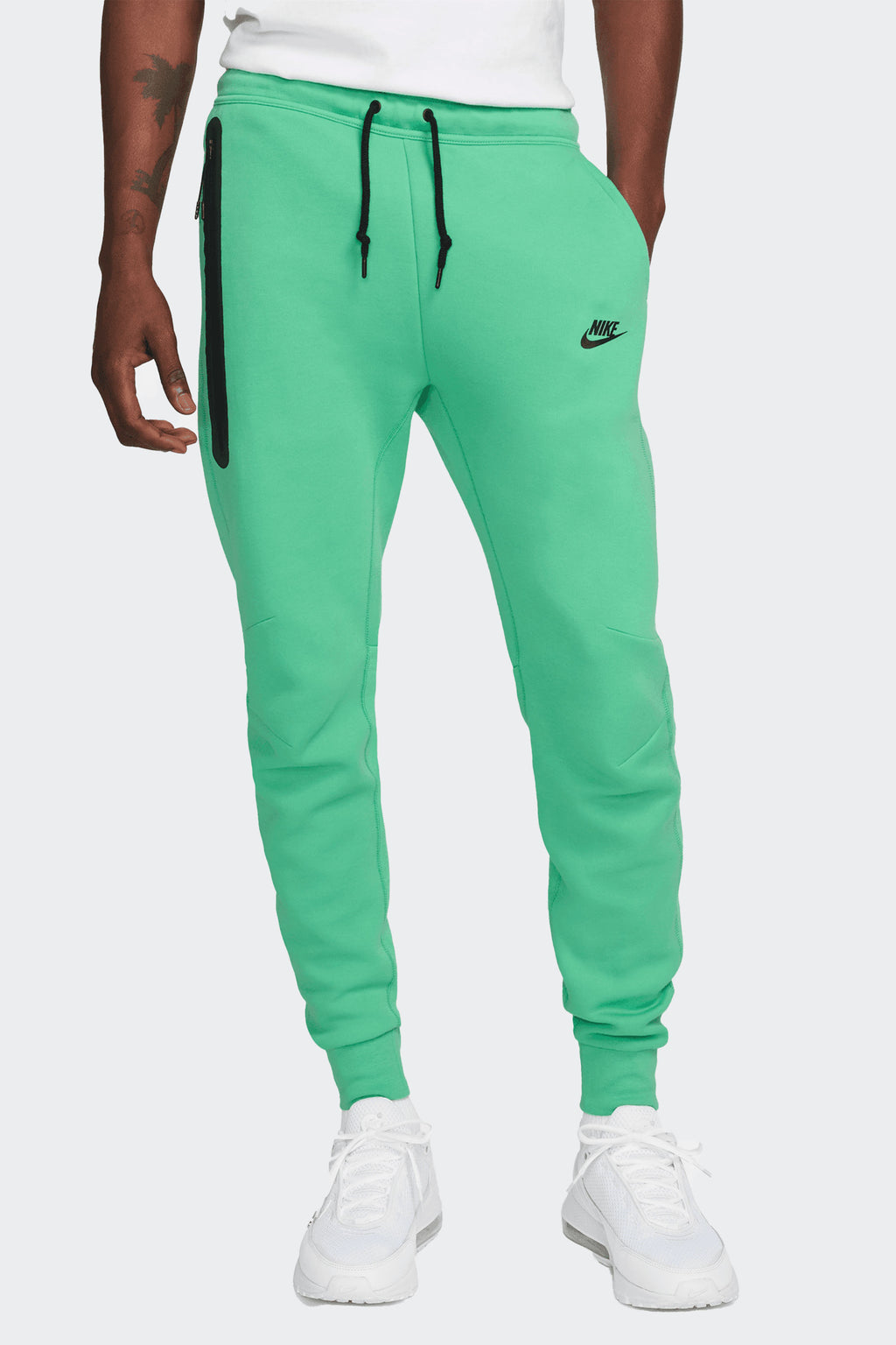 nsw tech fleece joggers