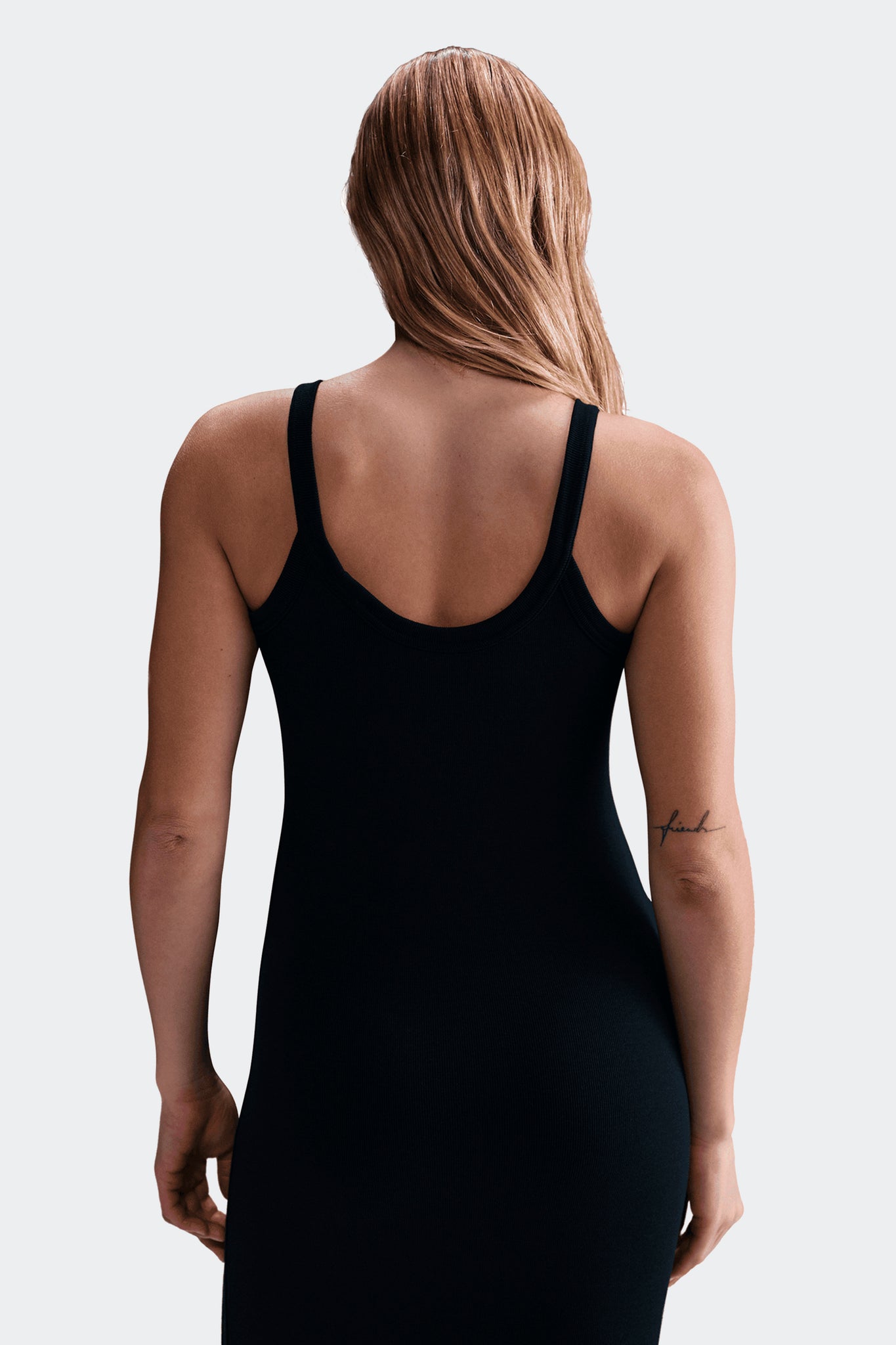 W NSW CHILL KNIT RIB DRESS
