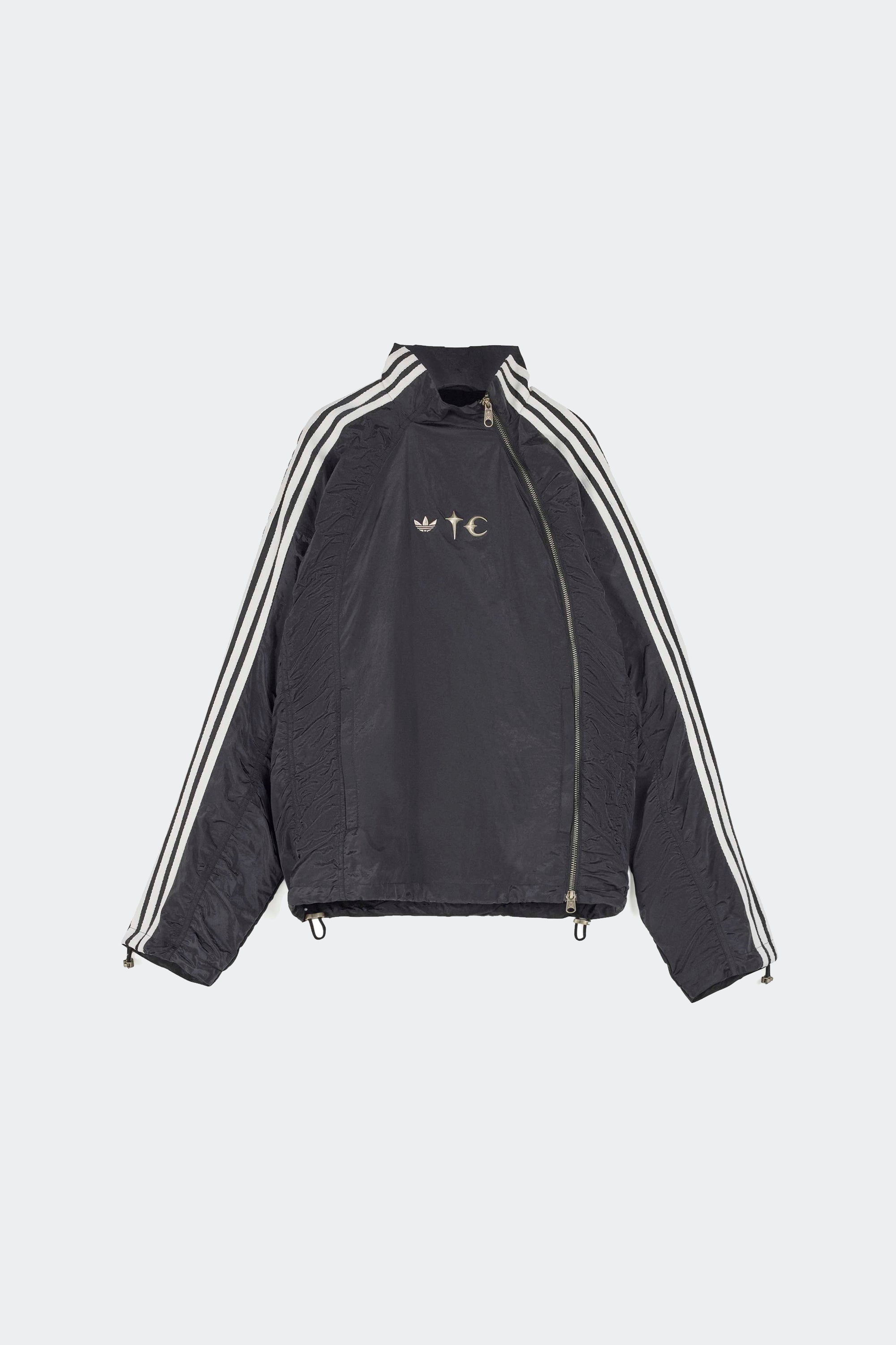 APP_0053_KC2200_1_APPAREL_Phot