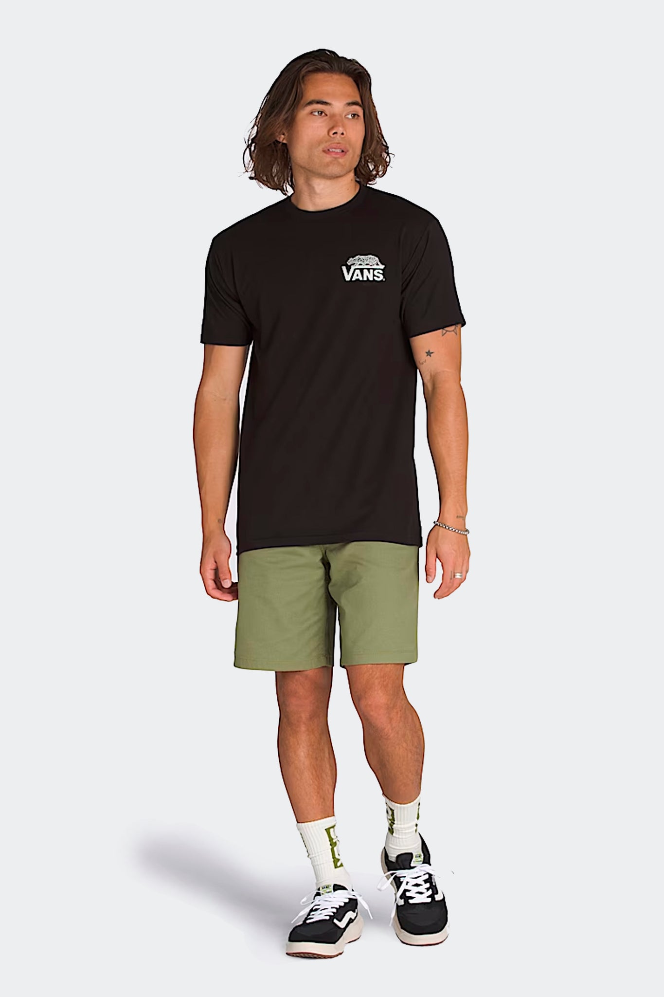 SNEAKY TEE