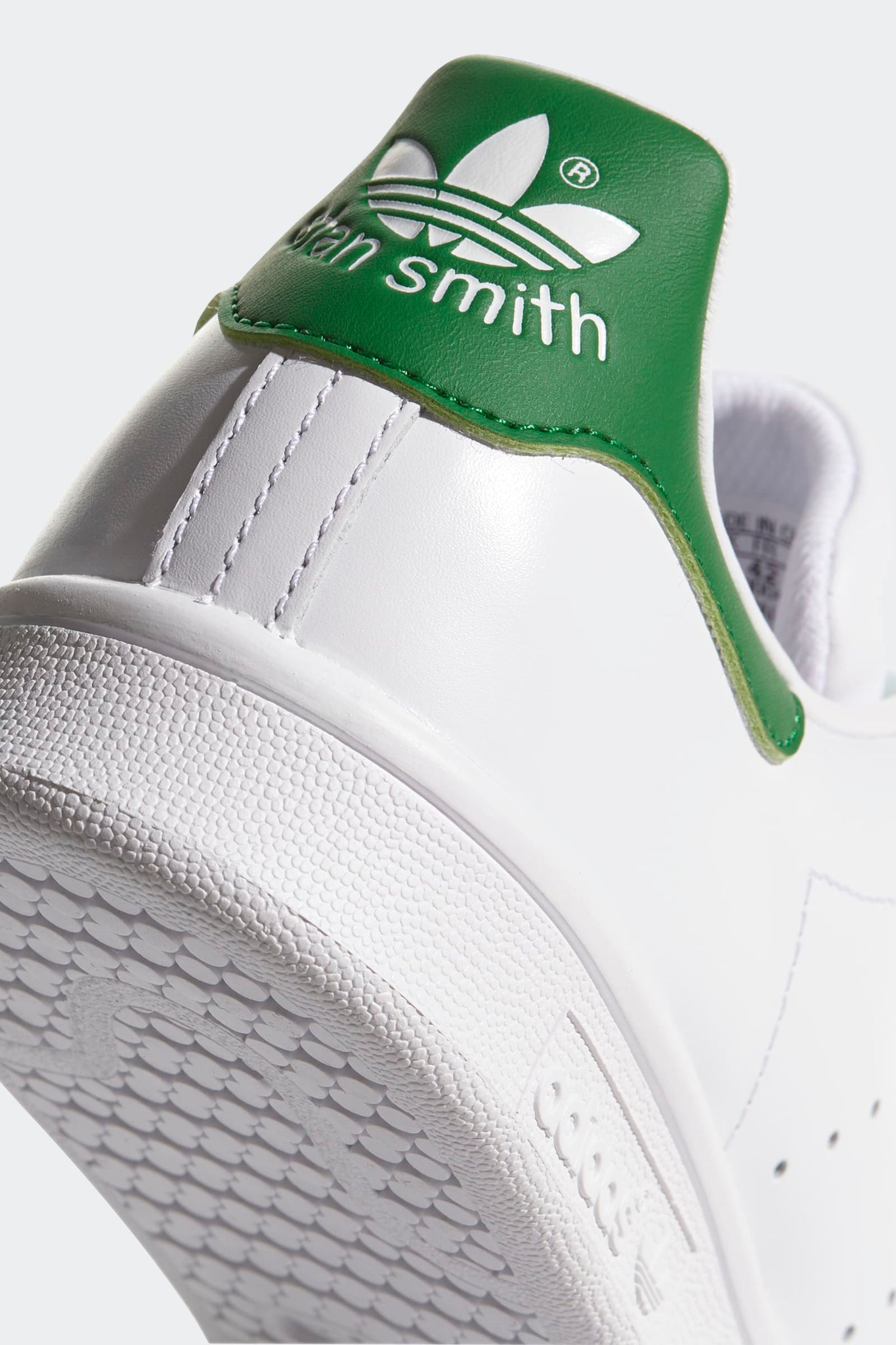 STAN SMITH