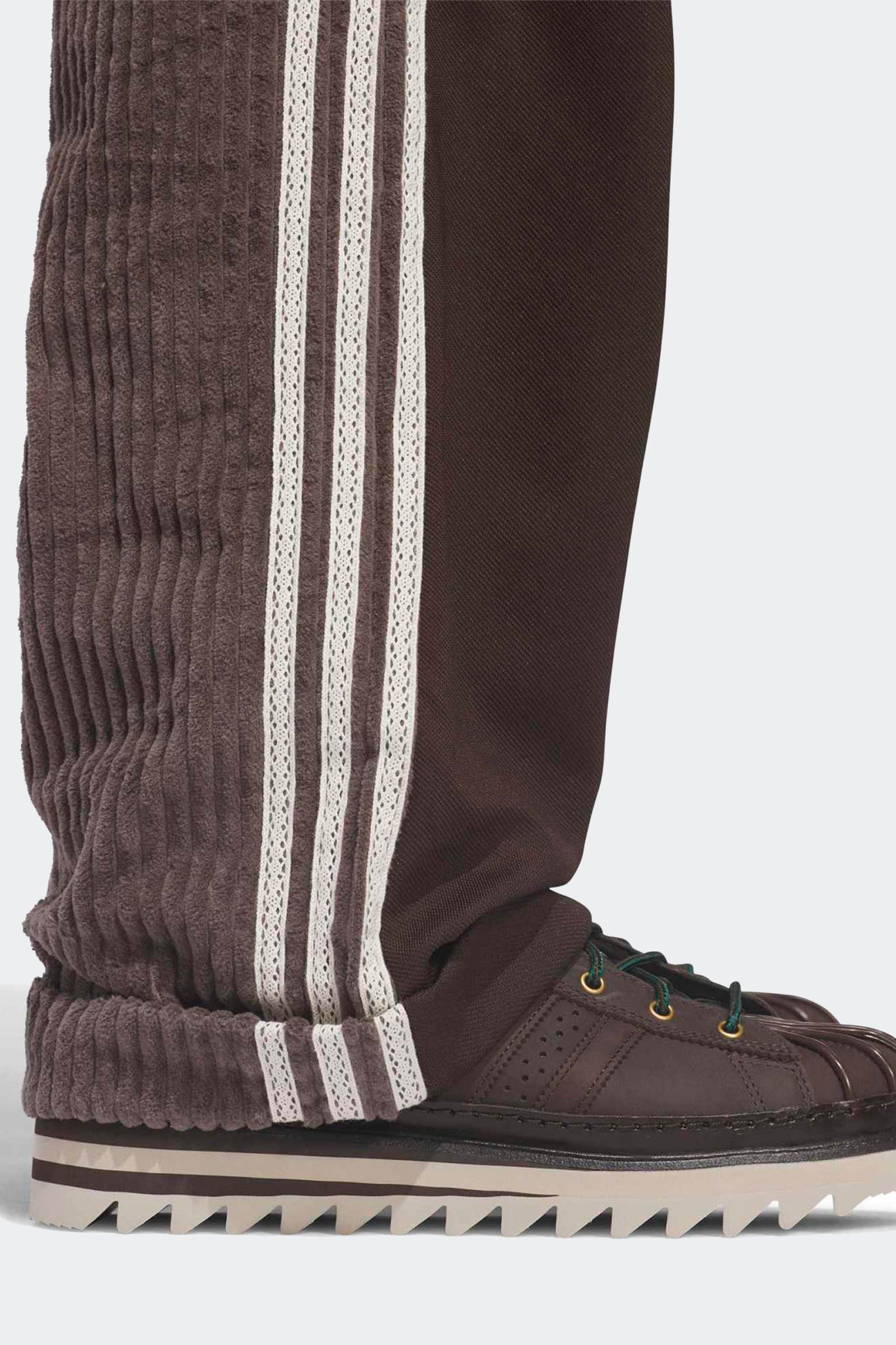 CLOT CORDUROY SLACKS