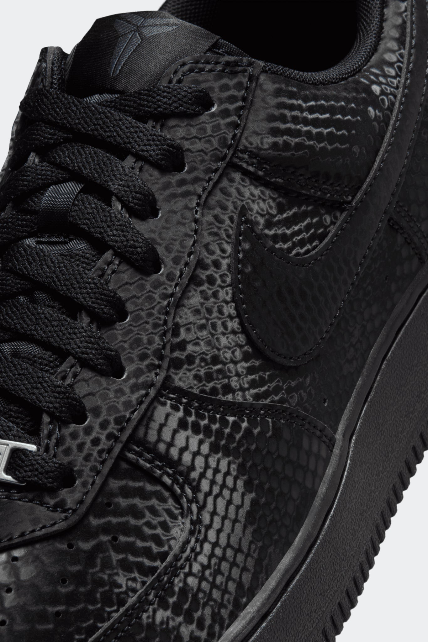 KOBE AIR FORCE 1 LOW