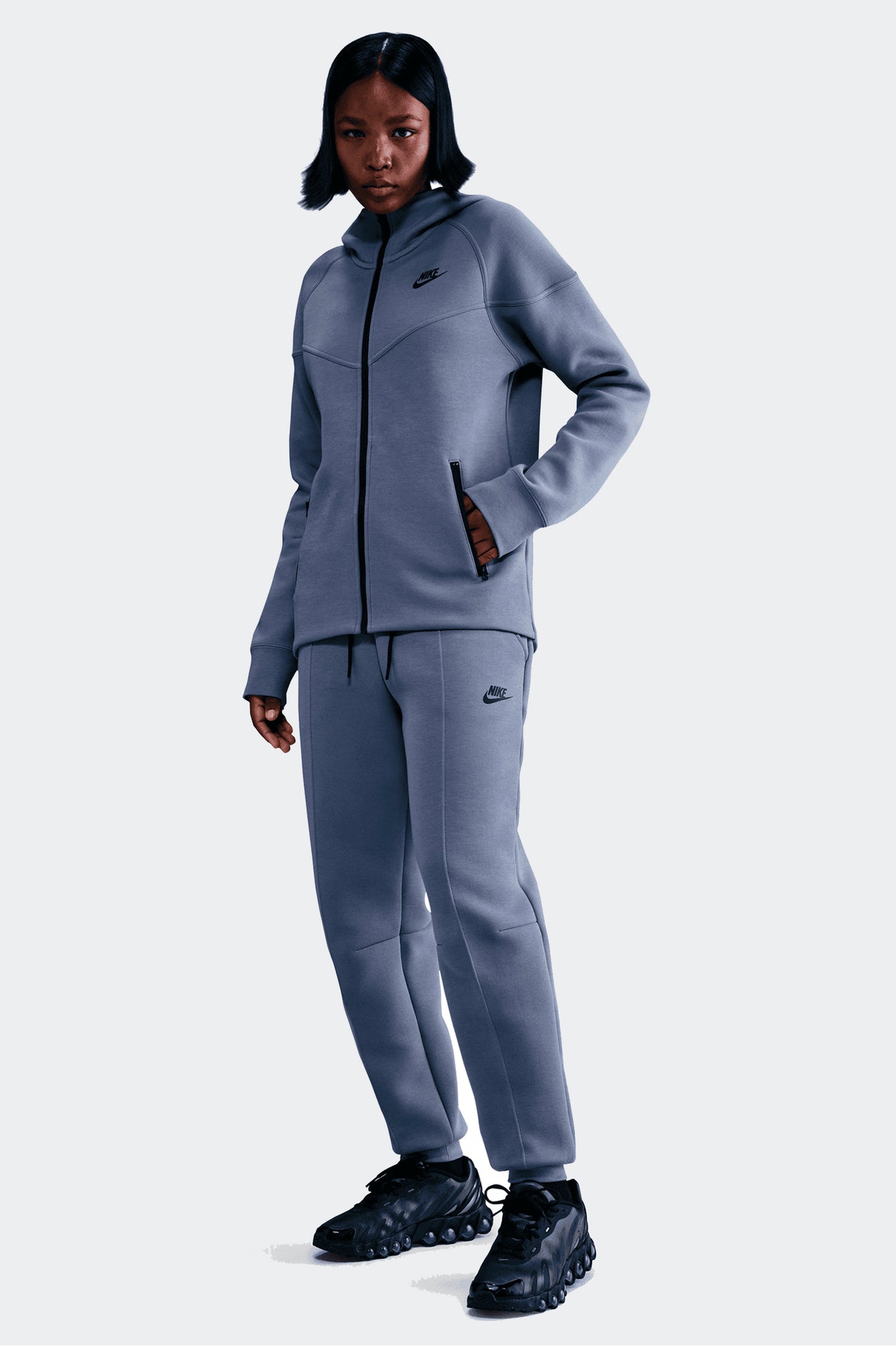 W NSW TECH FLEECE FULL-ZIP HOODIE