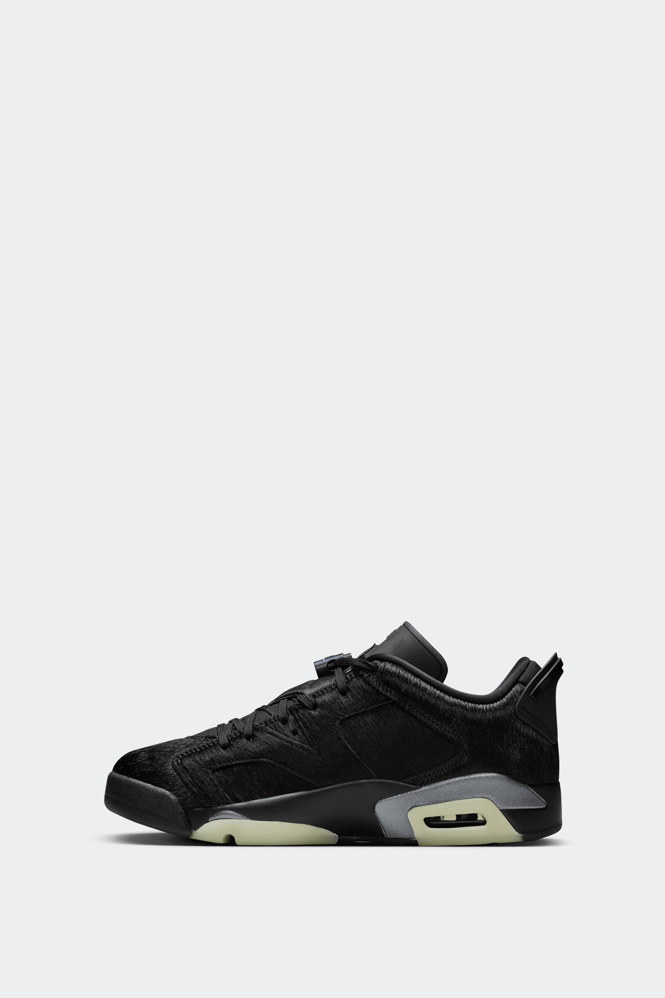 W AIR JORDAN 6 RETRO LOW – Sesinko
