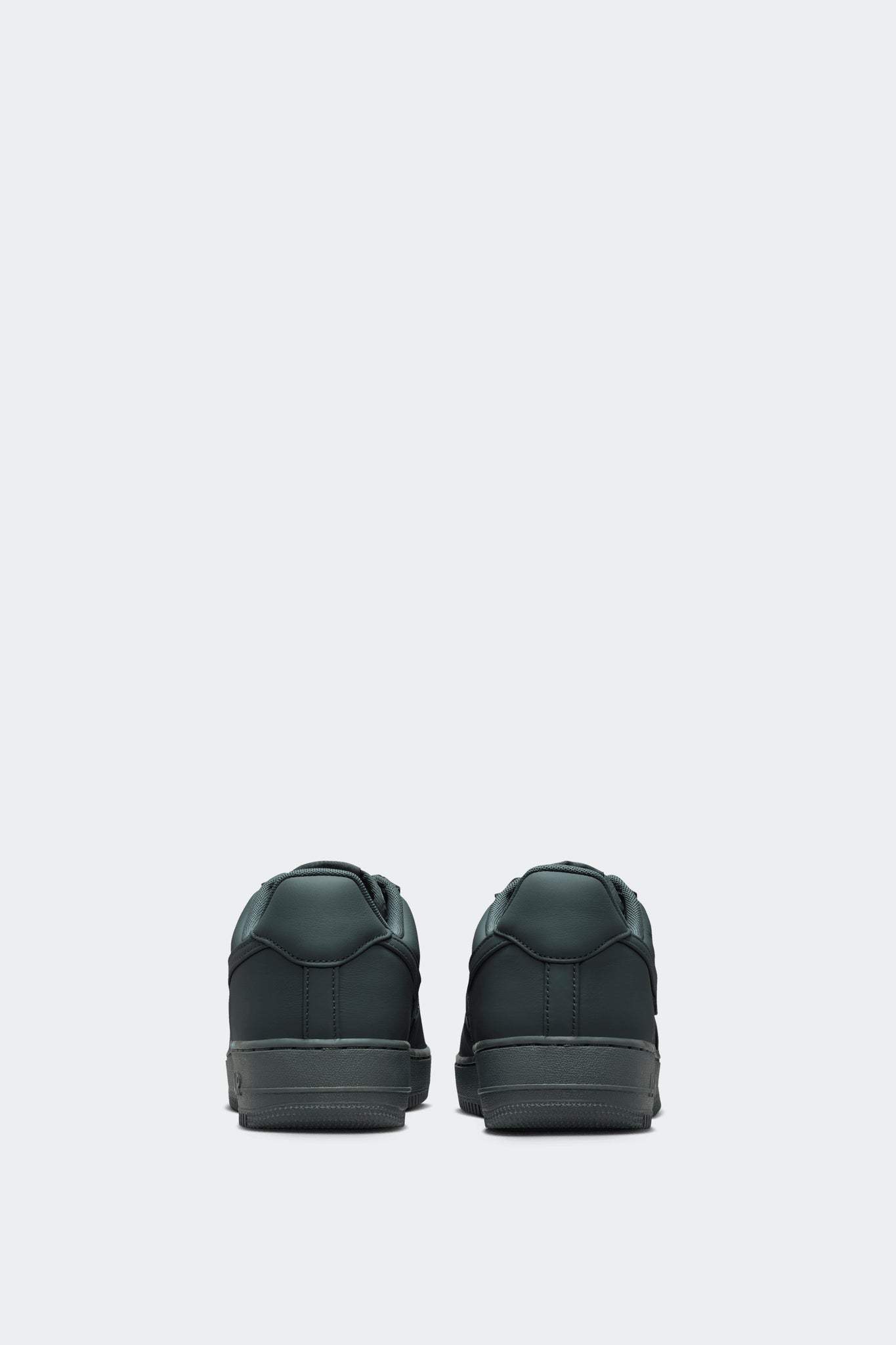 AIR FORCE 1 LOW RETRO PREMIUM