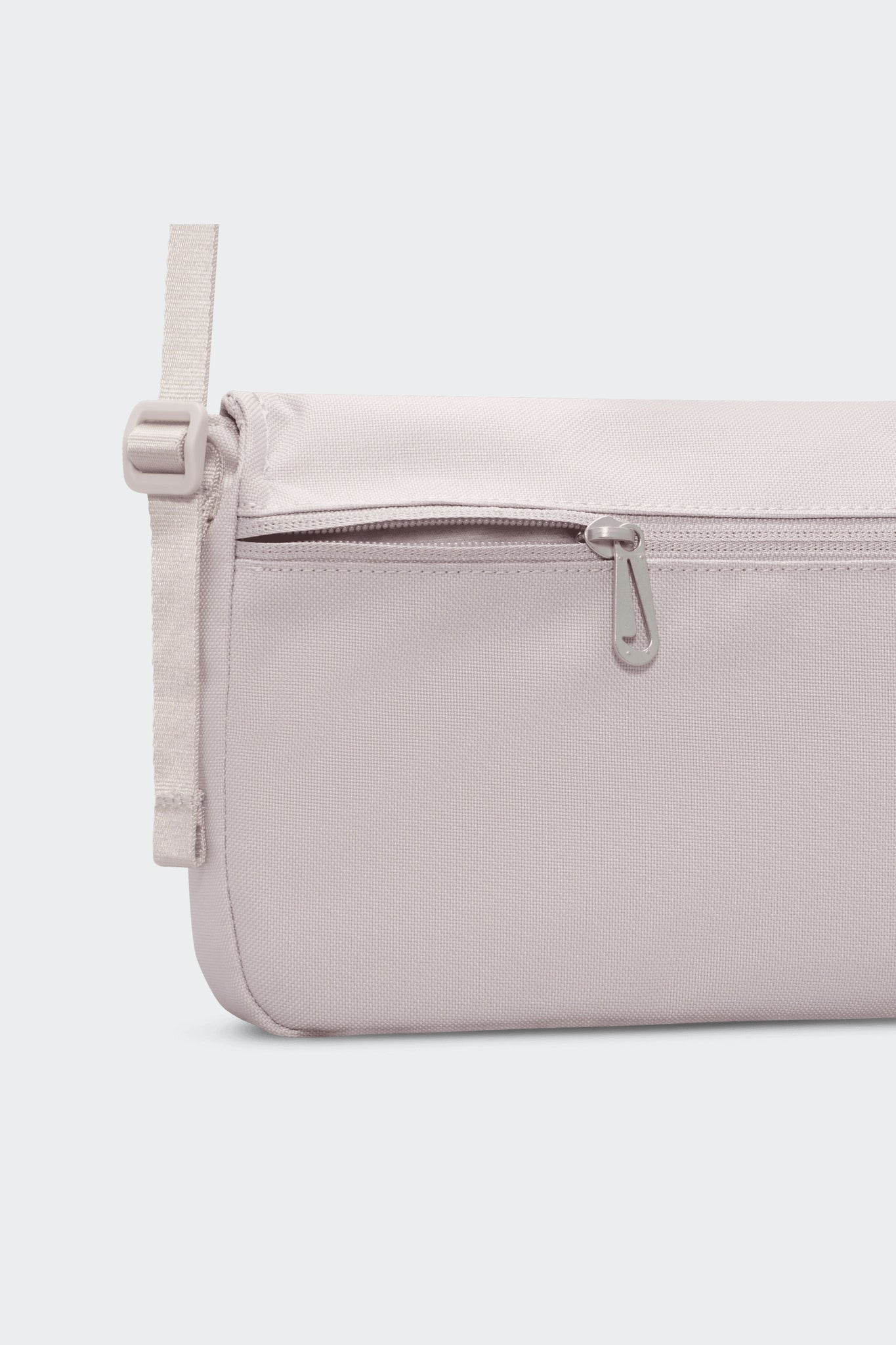 NSW FUTURA CROSSBODY BAG