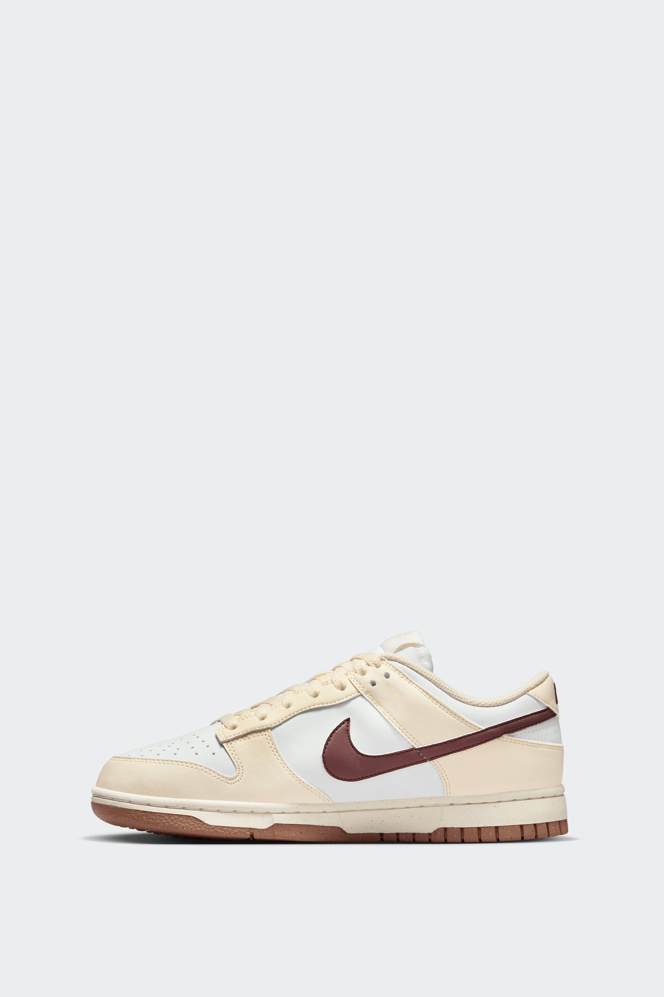 W DUNK LOW