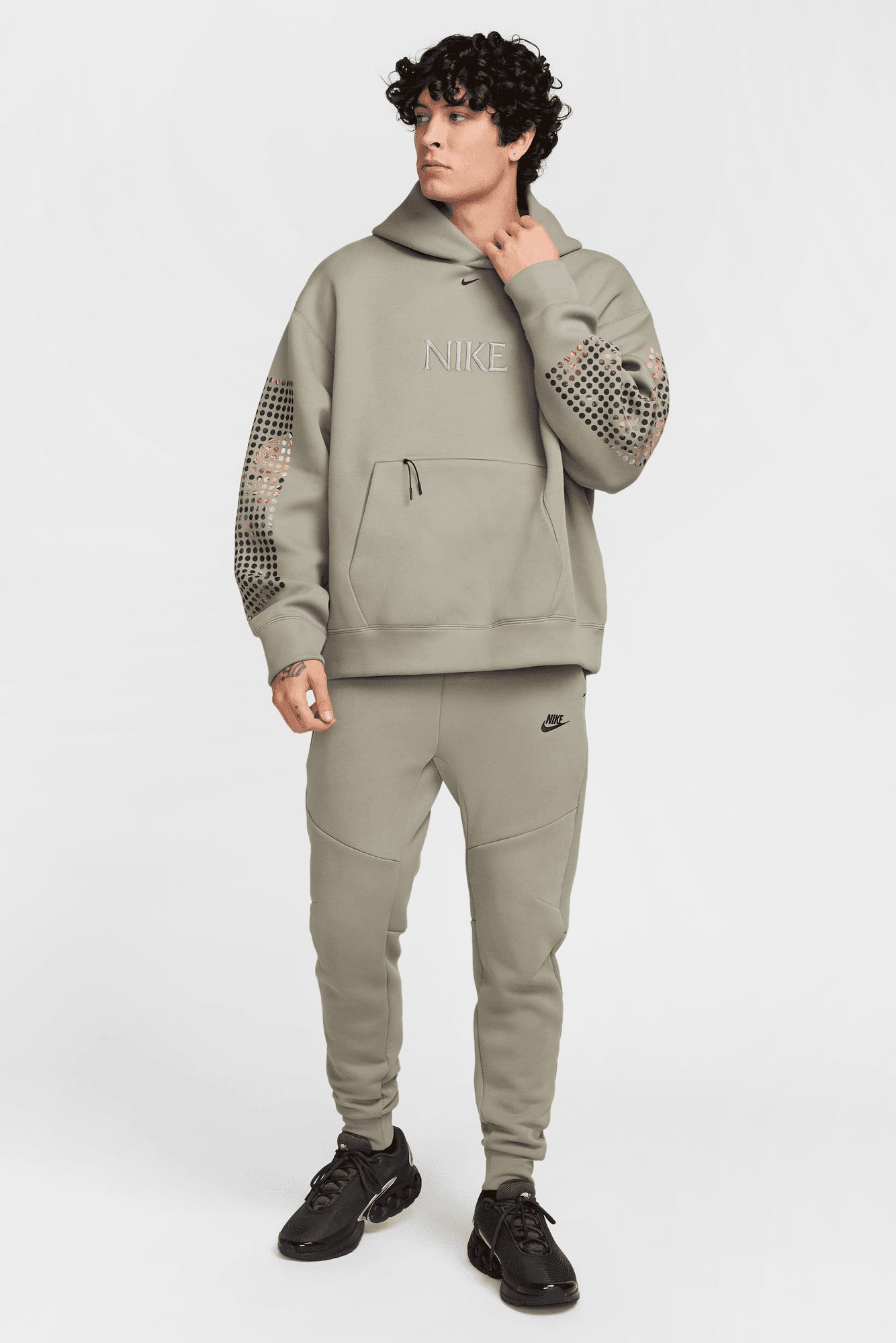 TECH FLEECE HOODIE