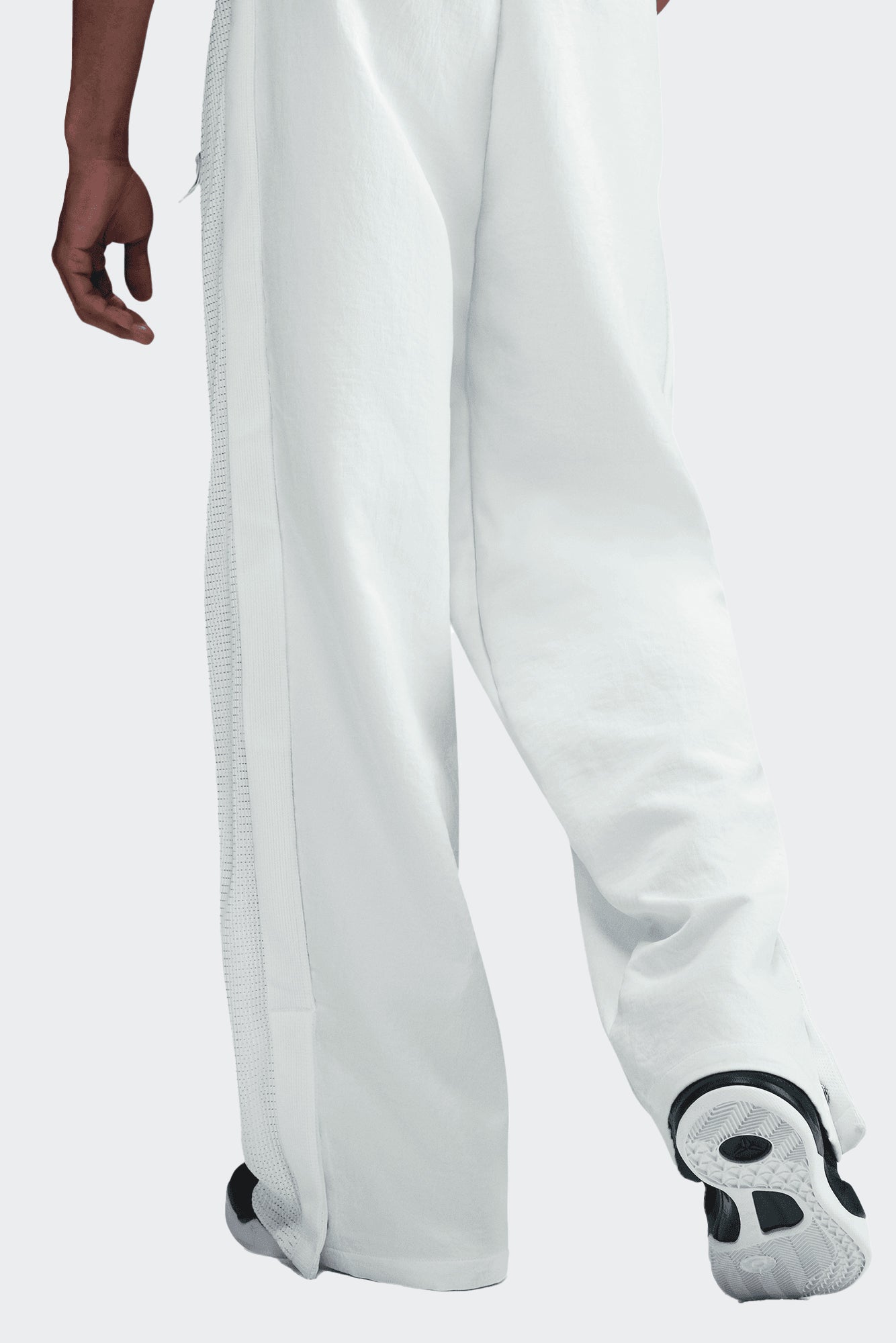 KOBE PLEATED PANTS