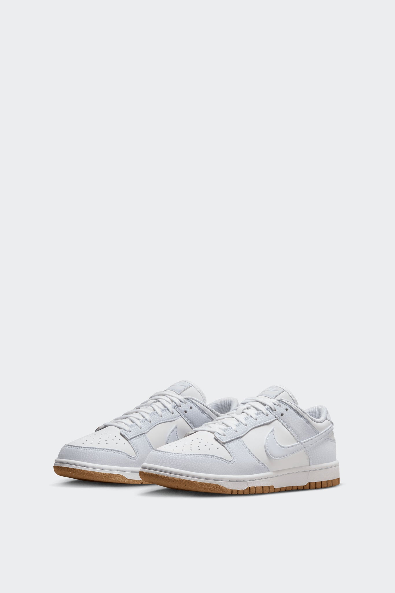 W DUNK LOW PREMIUM NEXT NATURE