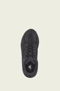 YEEZY 700