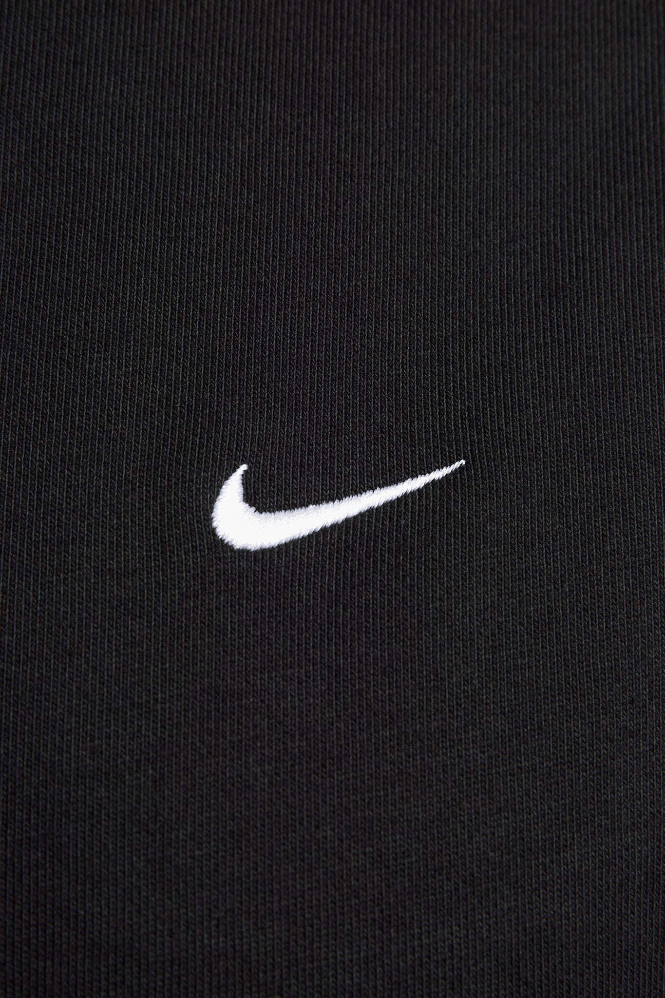 SOLO SWOOSH CREWNECK