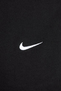 SOLO SWOOSH CREWNECK