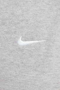 SOLO SWOOSH CREWNECK