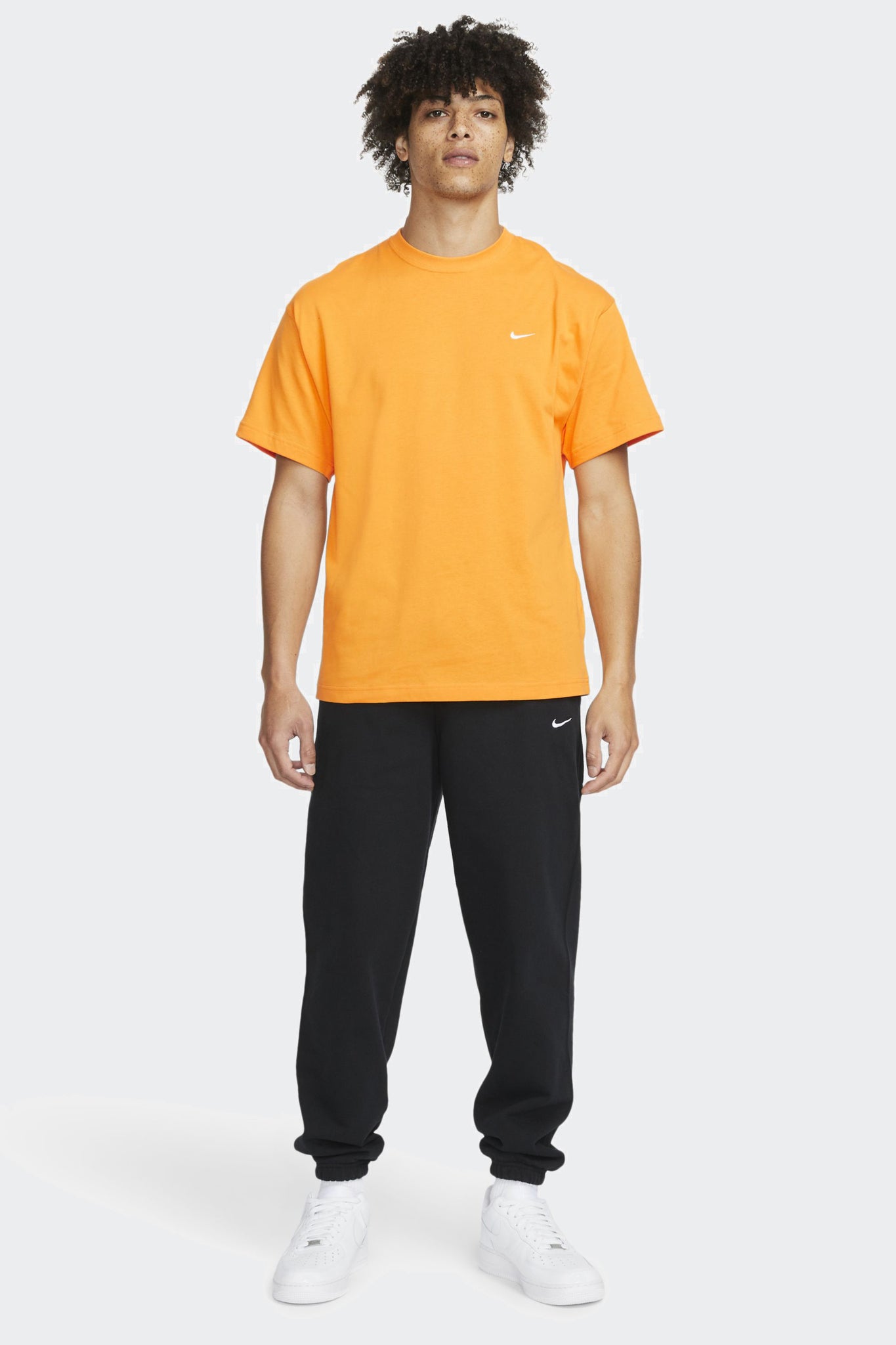 SOLO SWOOSH TEE