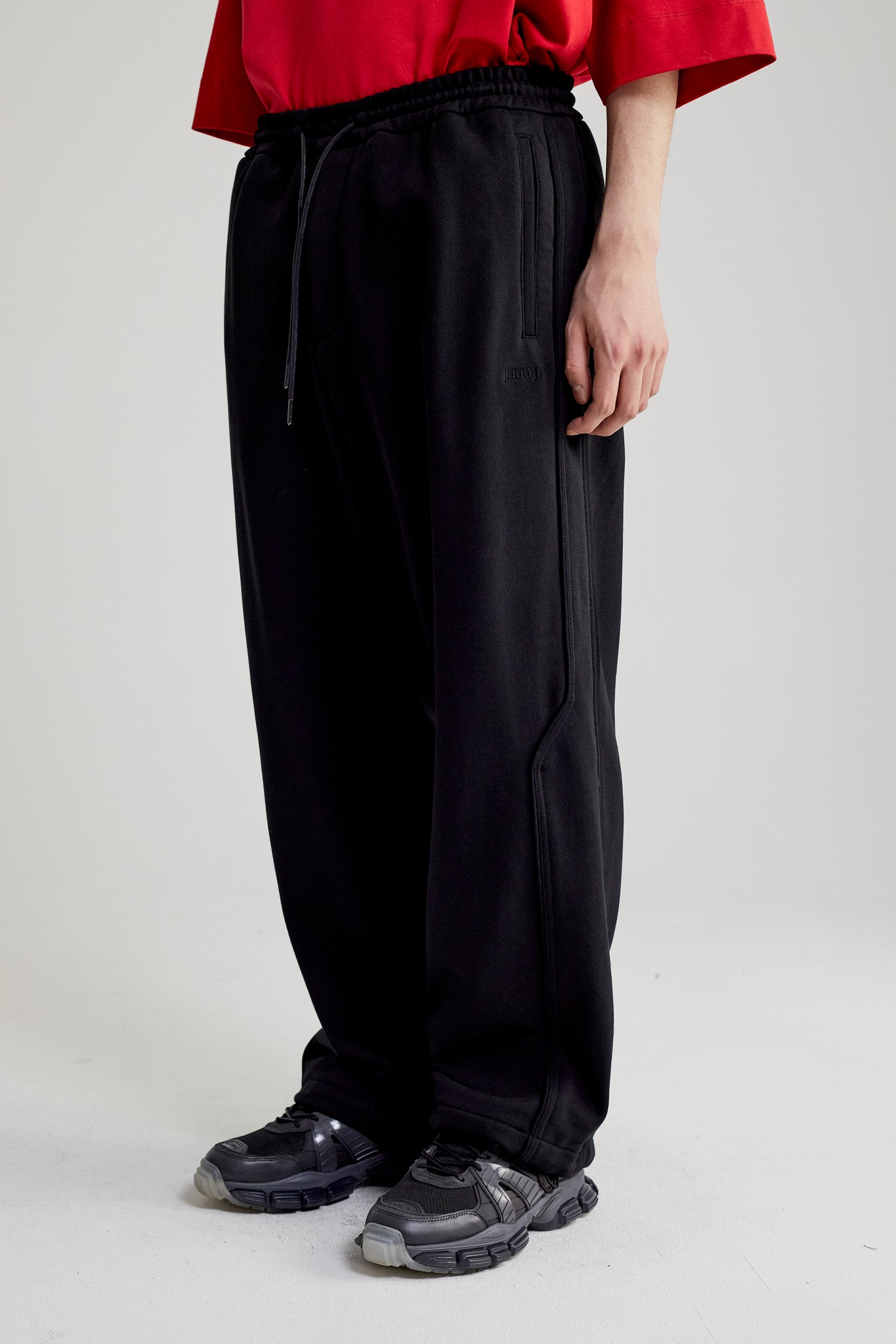 WIDE TRACK PANTS